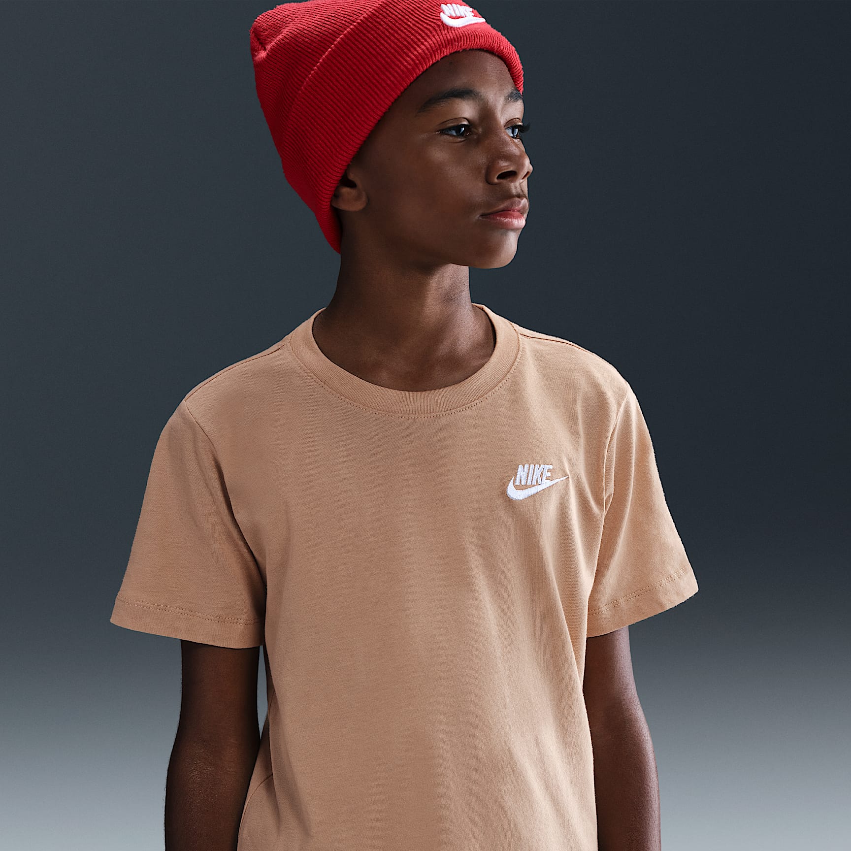 NIKE TEE ティーシャツ & NIKE  CAP Nike Sportswear Big Kids' T-Shirt. Nike.com